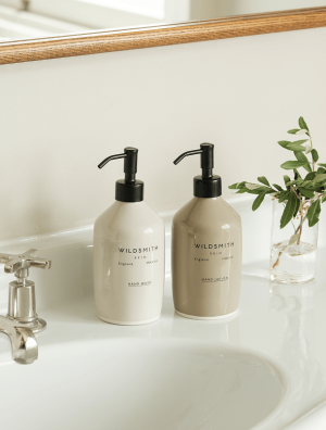 English ceramic hand lotion